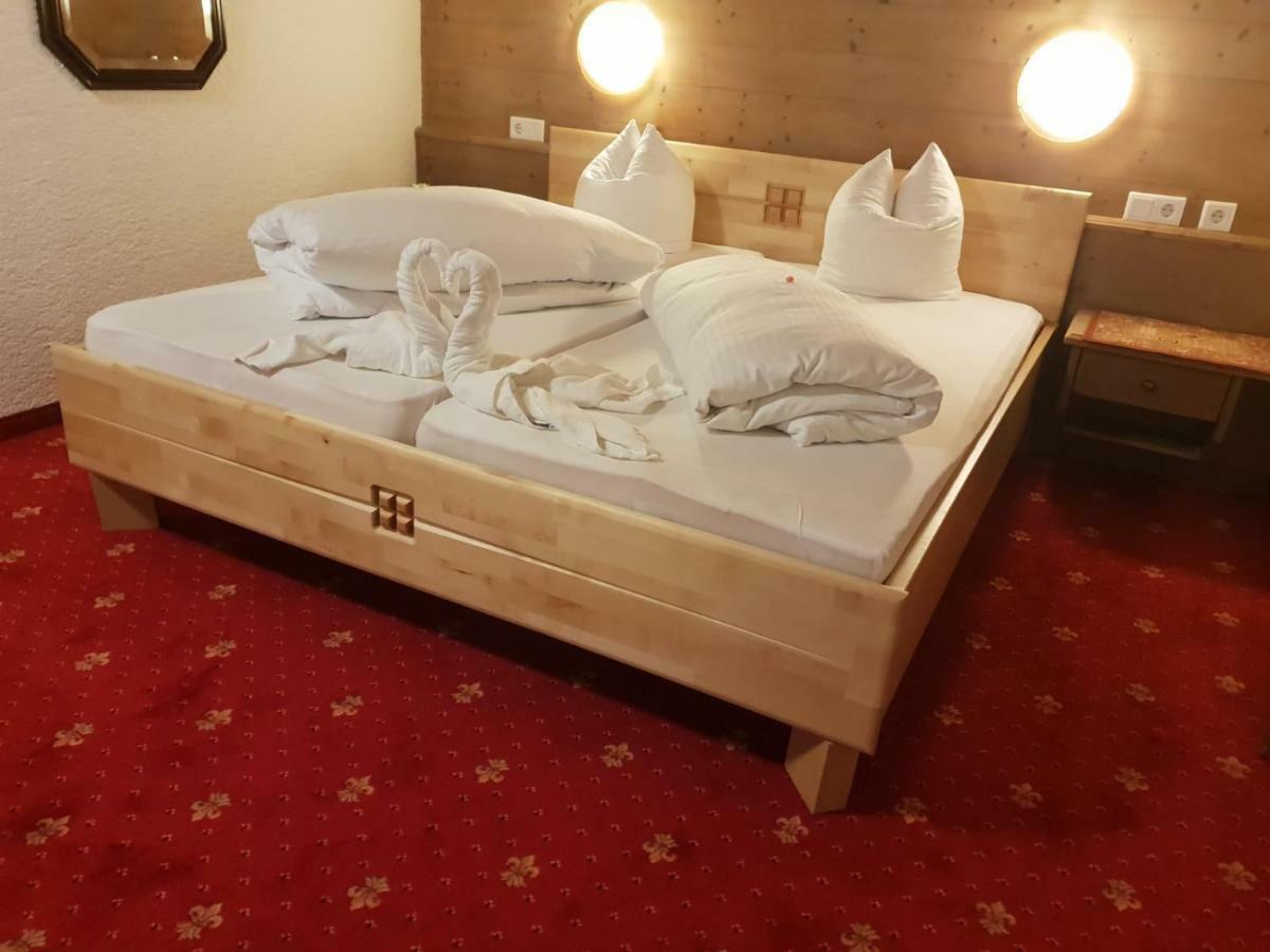 Hotel Reitherhof Райт-бай-Зеефельд Экстерьер фото